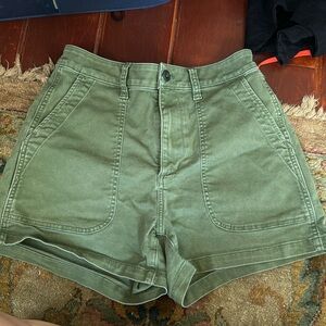 Green Madewell cargo shorts size 26